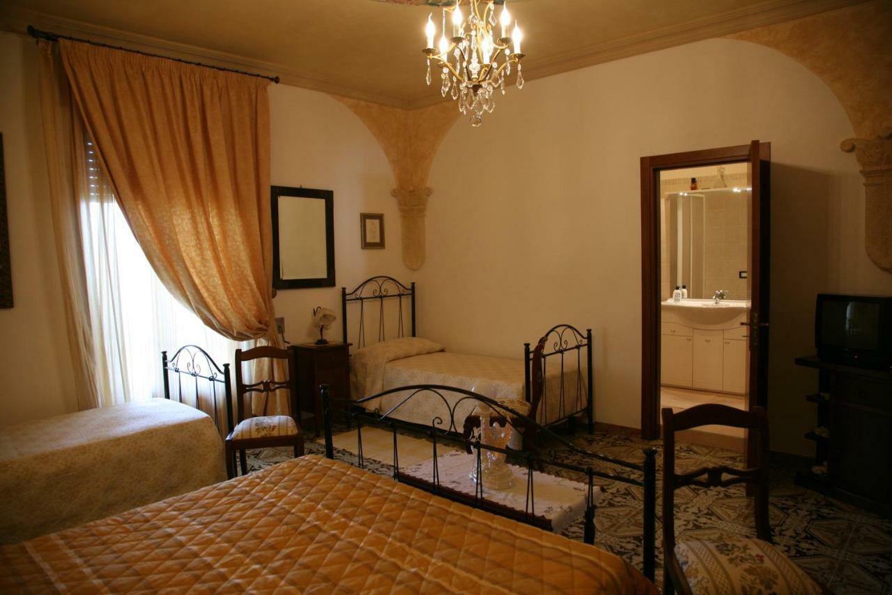 Cali Nitta Bed and Breakfast Corigliano dʼOtranto Buitenkant foto