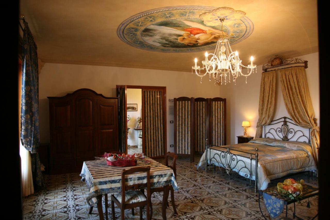 Cali Nitta Bed and Breakfast Corigliano dʼOtranto Buitenkant foto